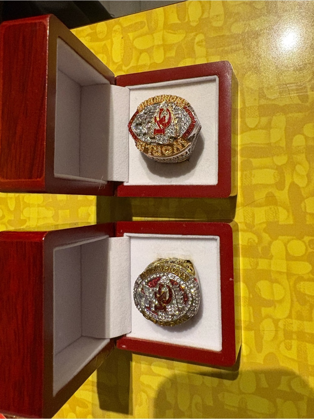 NFL Kansas City Chiefs Championship Rings - KC REPLICA SUPERBOWL RING SET OF TWO